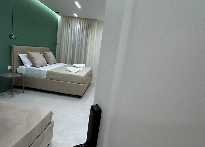 Le Origini نابولي