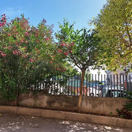 Le Origini Bed & Breakfast 4*